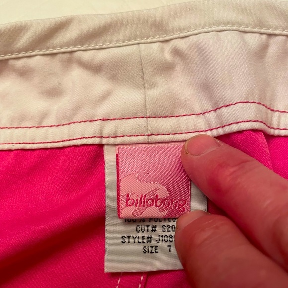 Billabong Size 7 Board shorts in hot pink with embroidered floral accents. - Picture 8 of 9